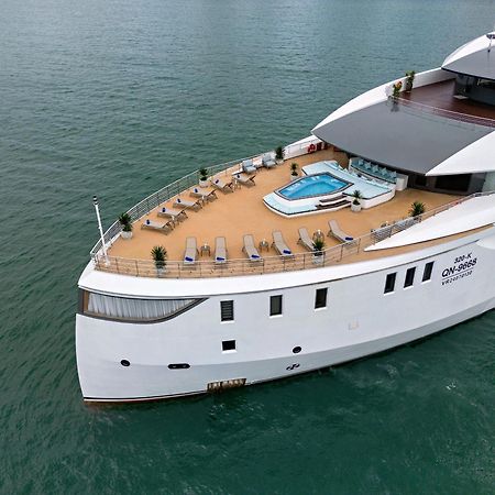 Grand Pioneers Halong Bay Cruise 2 Hotel Ха Лонг Екстериор снимка