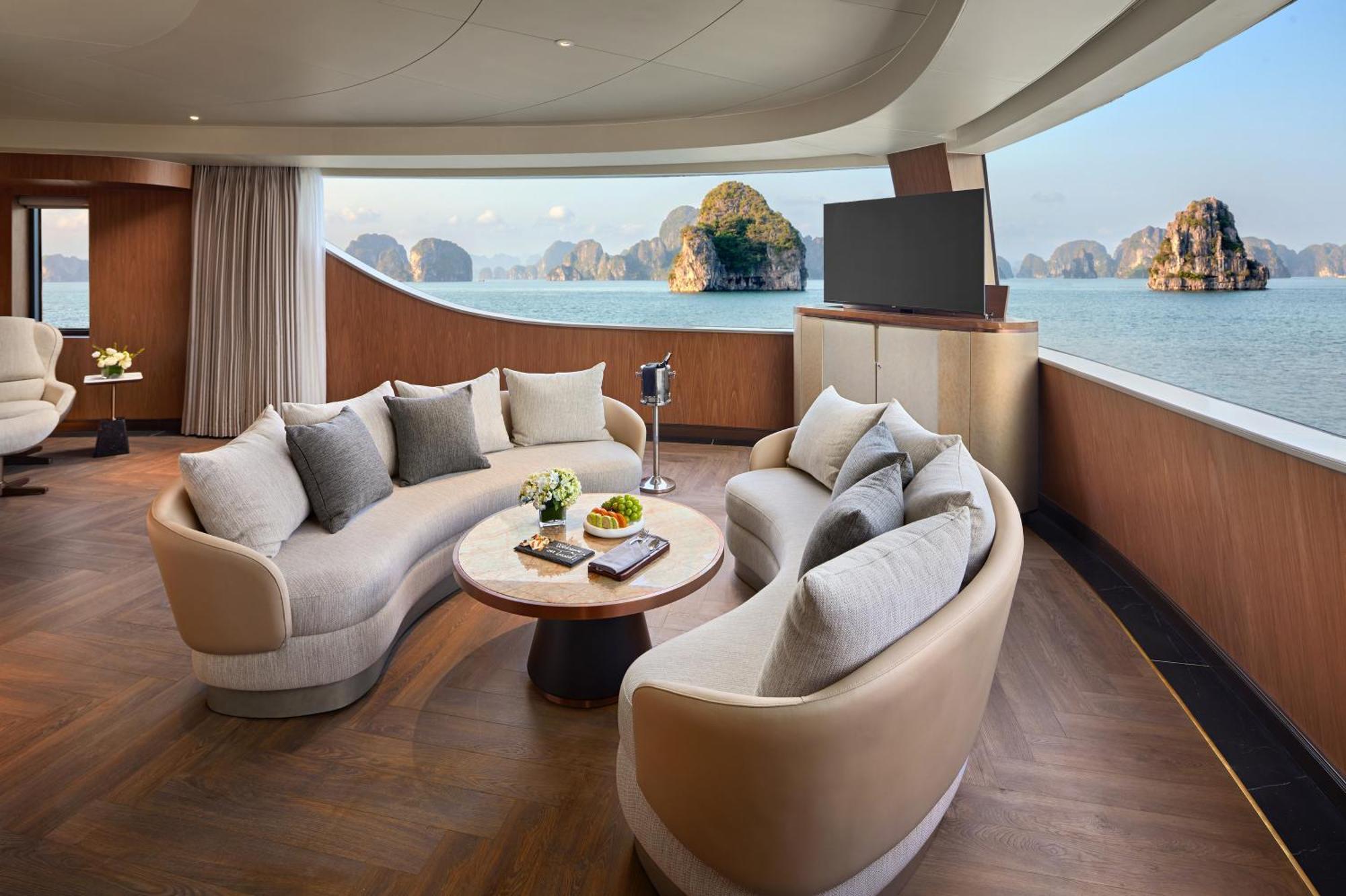 Grand Pioneers Halong Bay Cruise 2 Hotel Ха Лонг Екстериор снимка